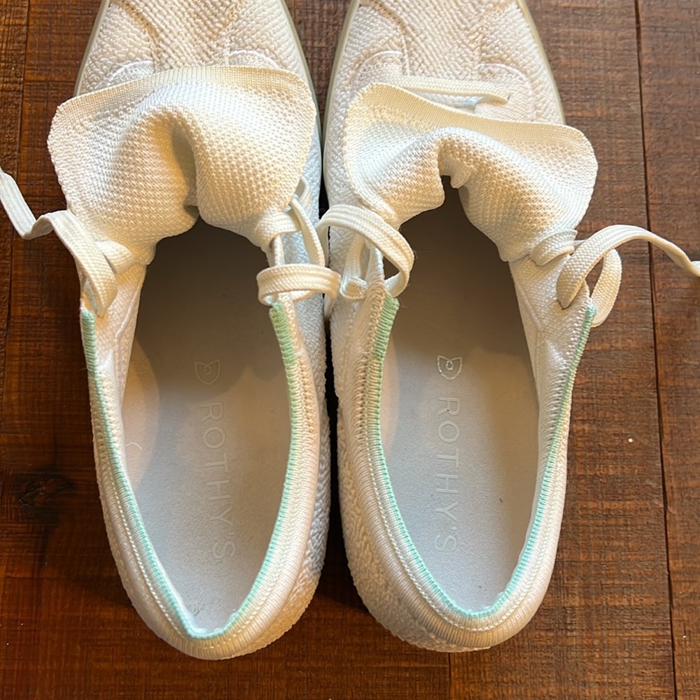 Retired Rothy’s Sneaker - Picture 7 of 8